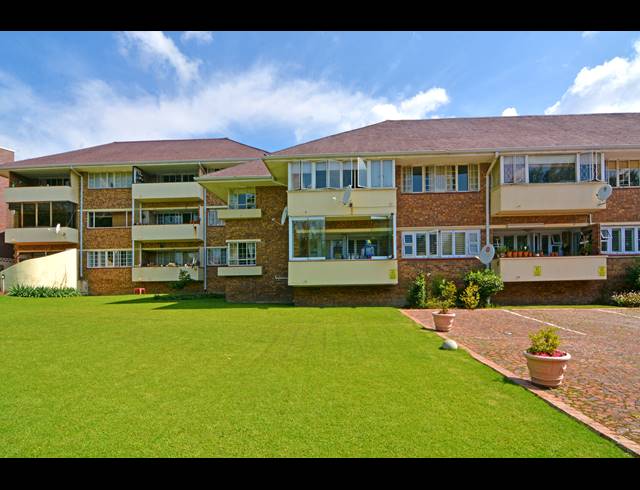 1 BEDROOM APARTMENT FOR SALE IN WAVERLEY
